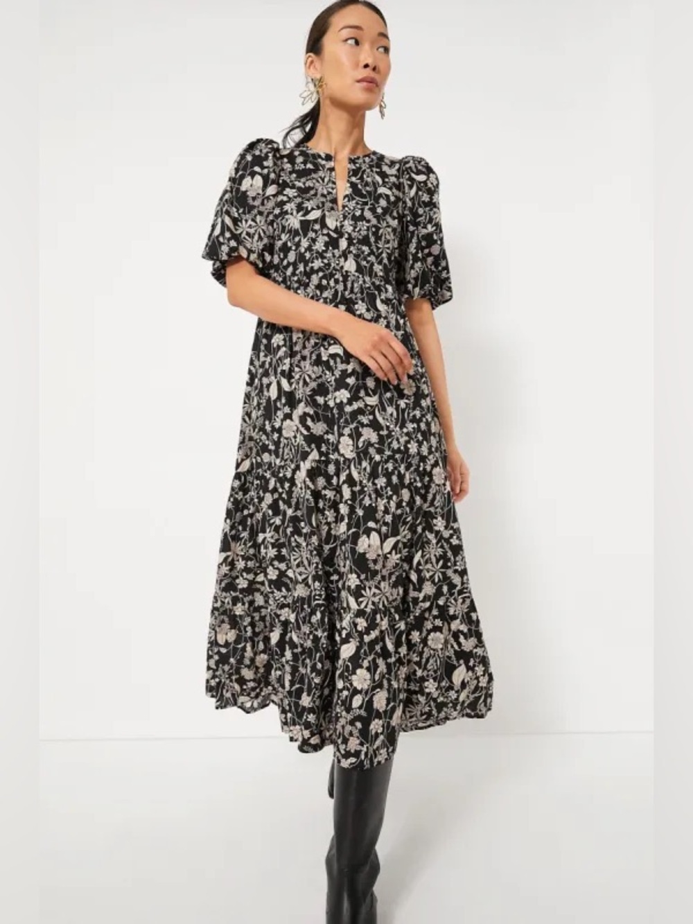 HYACINTH HOUSE Tuckernuck Black & Tan Floral Cisco Maxi Dress